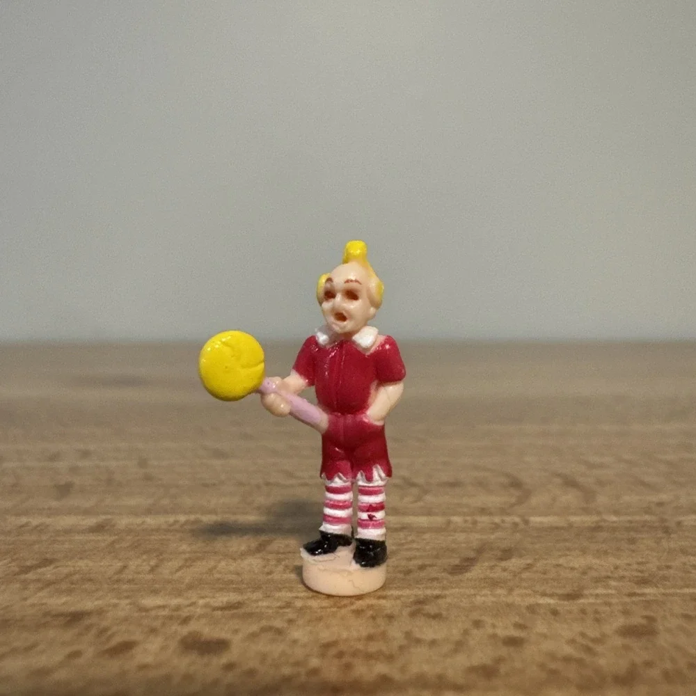 Vtg 2001 Polly Pocket Wizard of Oz Emerald City LOLLIPOP BOY Figure RED 1